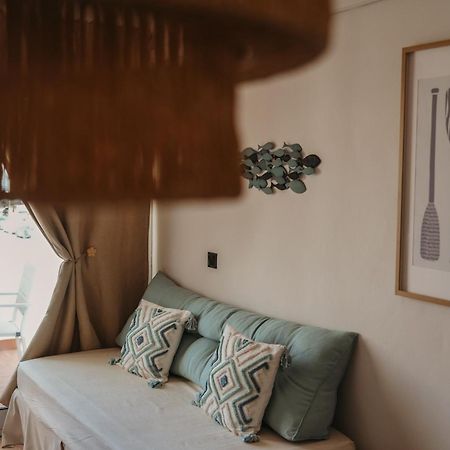 Apartamentos Ses Veles Cala Llonga  Εξωτερικό φωτογραφία