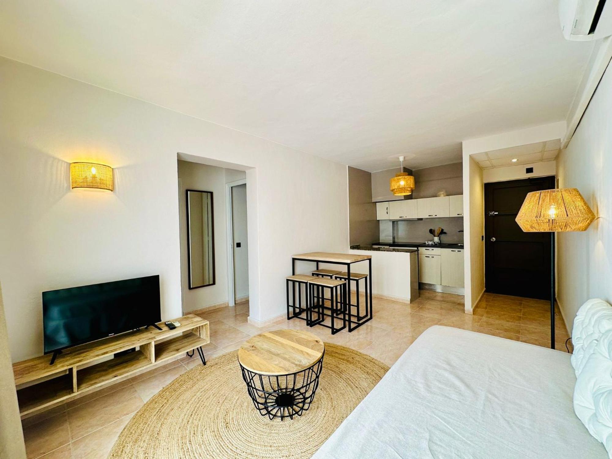 Apartamentos Ses Veles Cala Llonga  Εξωτερικό φωτογραφία