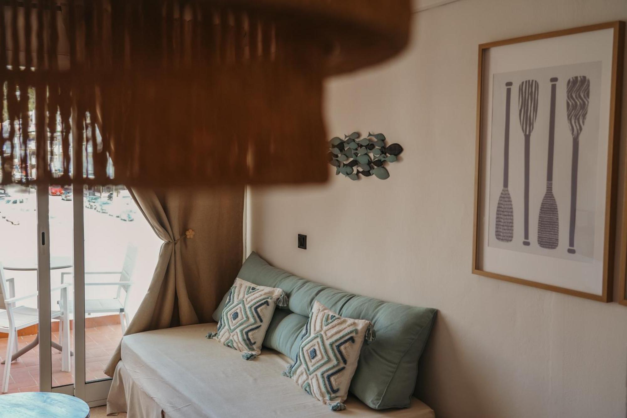 Apartamentos Ses Veles Cala Llonga  Εξωτερικό φωτογραφία