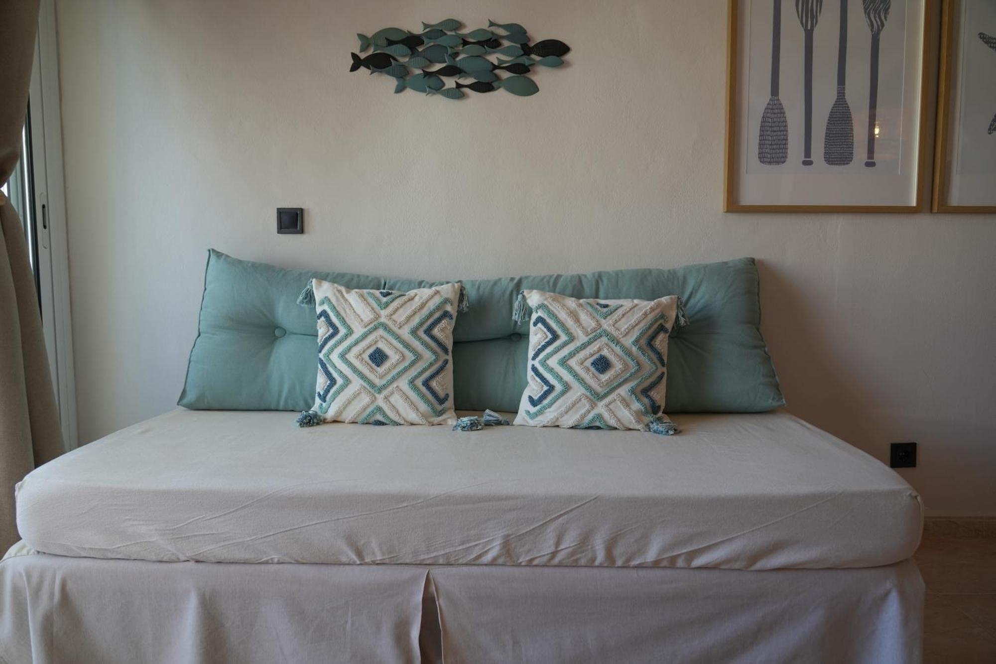 Apartamentos Ses Veles Cala Llonga  Εξωτερικό φωτογραφία
